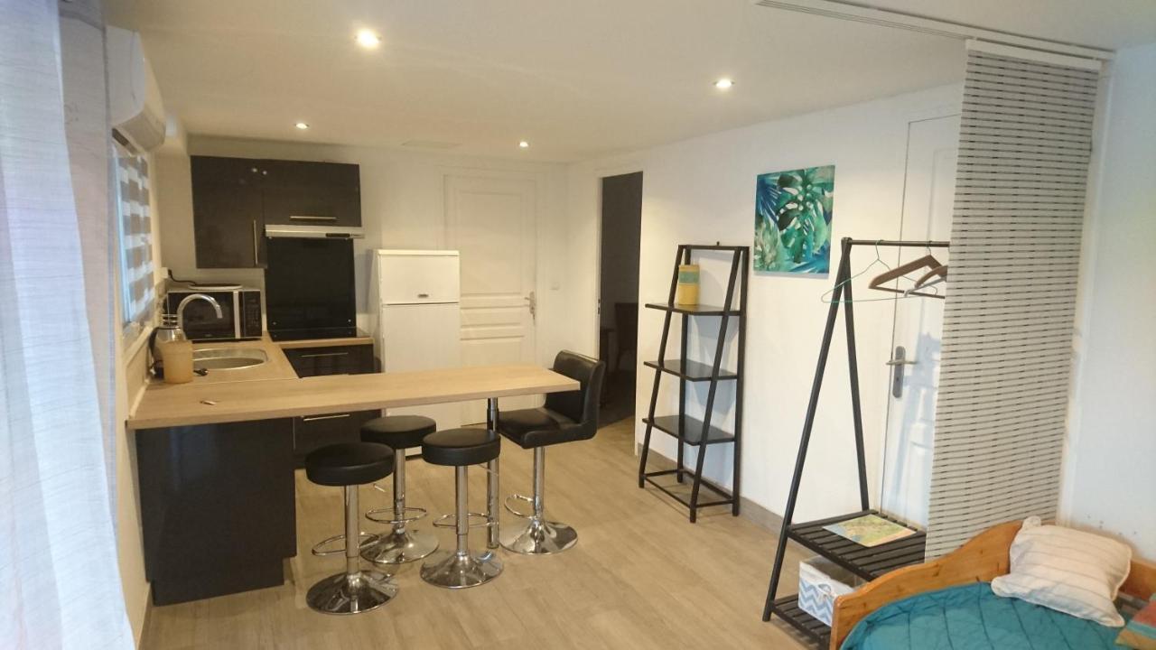 Appartements Dans Residence Avec Piscine - Mer A 500M Sainte-Marie-la-Mer Exterior photo